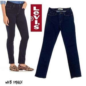 Levi size 6 mid rise skinny dark wash